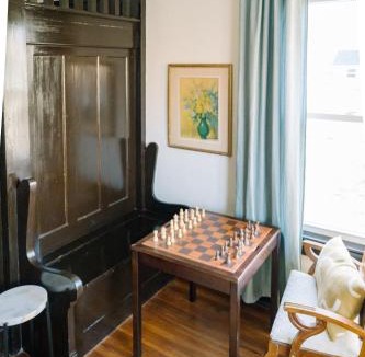 Downtown Des Moines House | Des Moines House 3min Downtown9min to State Fair