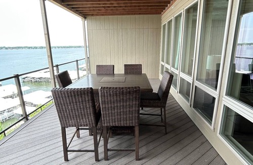Arnolds Park Condo | Direct Lakeside View, 5 bed, 2.5 bath Condo at Bridges Bay