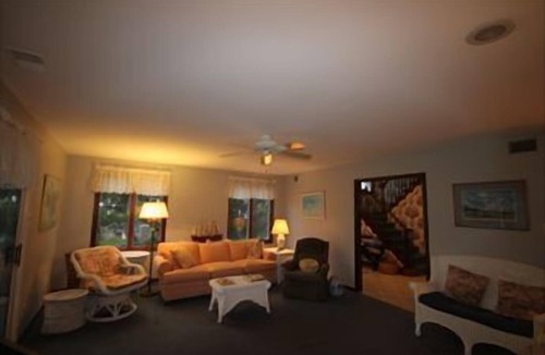 Admiral Estates House | Discover Cape May s best kept secret: the secluded and isolated community of Poverty Beach.