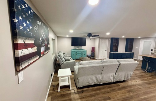 Goodland House | Discover comfort & convenience w spacious 3bed/2bath home located just off I-70