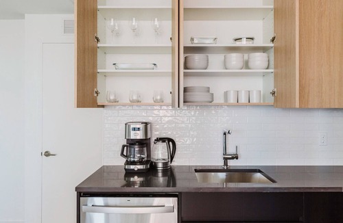 Jersey City Apartment | Divine Jersey City 1BR w/Rooftop, Gym, W/D & Lounge, by Blueground