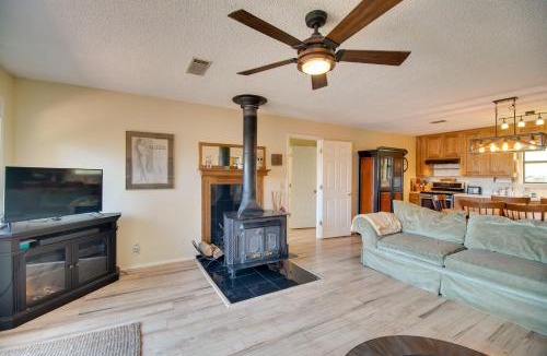 Scranton House | Dock & Water-View Deck: Home on Lake Dardanelle