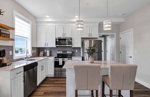 Ottawa Condo | Dog Friendly Condo | Navvy Town Neighborhood