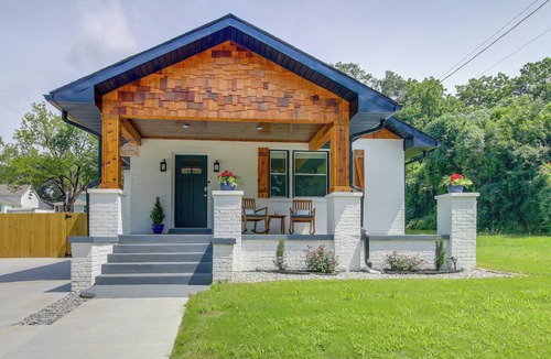 Jackson House | Dog-Friendly Jackson Home Near Downtown Hub!
