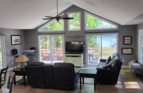 Littleton House | Dog friendly single-story home, Flat lot! Huge game room! 7 ft water depth!