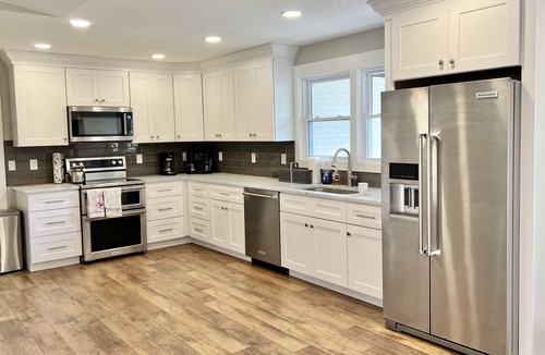 Duncan House | Dogwood 3Br Queen Suite in Duncan