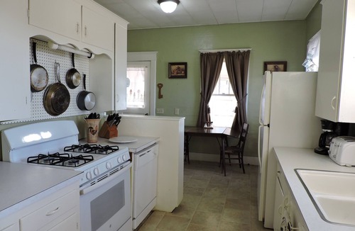 Ross Other | Downs, KS: DIY Pheasant, Waterfowl, Quail, and Geese Hunts on 320 Acres