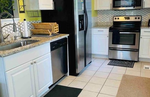 East Raleigh House | Downtown - 2 bed, 1 bath