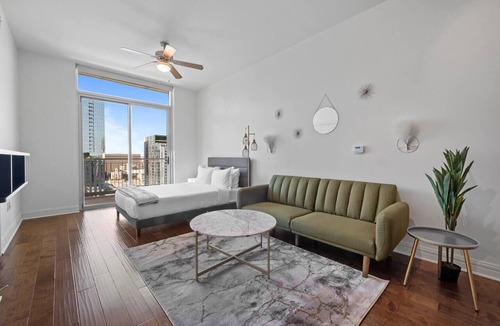 Waller Creek District Apartment | Downtown | Luxury Studio Apt. | Pool | Gym | Great Views