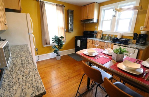 Princeton Apartment | ★ Downtown Princeton Elegance ★