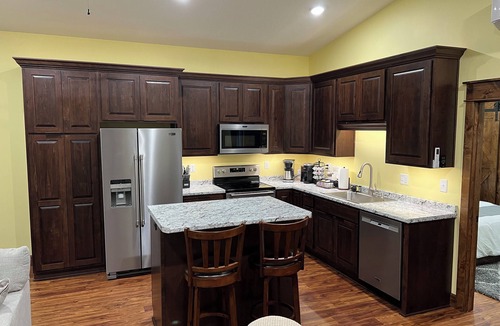 Sabetha Apartment | Downtown Retreat Overlooking Main Street
