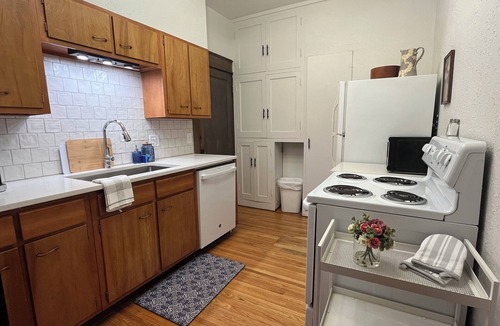 Kirksville Apartment | Downtown View 0.4mi to hospital/ATSU/TSU
