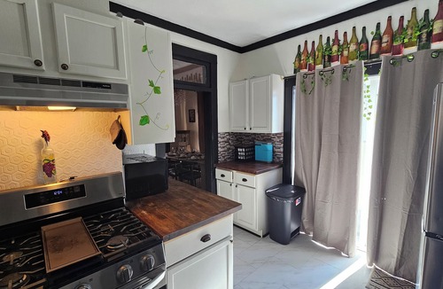 Des Moines Bed & Breakfast | Drake Ivy Barn