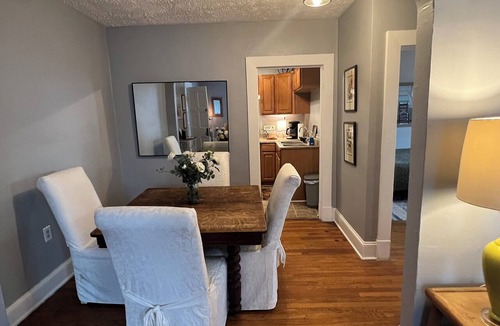 Winchester Apartment | Dreamweaver — 1BR 1BA just two blocks from the downtown walking mall