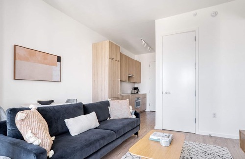 Clinton Hill Apartment | Dreamy Clinton Hill 1BR w/W/D, Gym & Pool, nr BAM, by Blueground