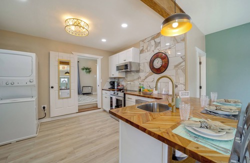 McAlester House | Dtwn McAlester Home Near Wedding Chapel & Casino