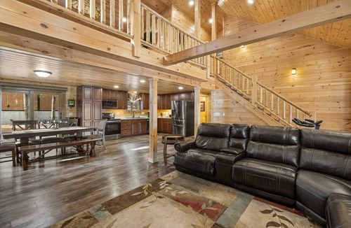 Hermosa House | East Pines :Modern Cabin in nature