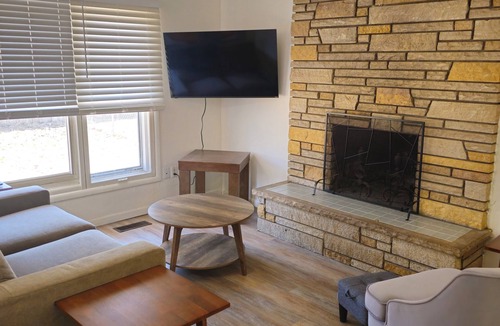 Iowa City House | East Side 3 Bedroom