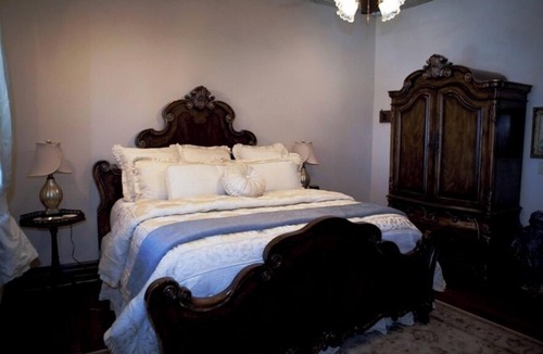 Jacksboro Bed & Breakfast | Eastburn Inn