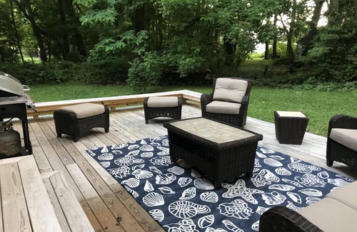 Tolchester Beach House | Eastern Shore Hideaway with Grill, Kayaks & Wkend Access Dive Bar & Restaurants