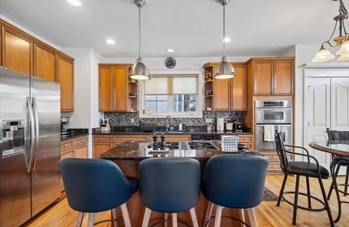 Annapolis House | Eastport 4 Bedroom Spacious Gem on Jefferson