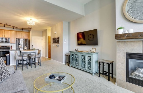 Cottonwood Condo | Easy E470 & 125 Access! Quiet Englewood Condo