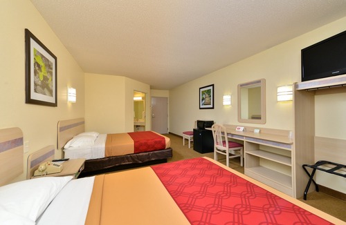 Belle Fourche Hotel | Econo Lodge Belle Fourche
