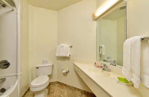 Belle Fourche Hotel | Econo Lodge Belle Fourche