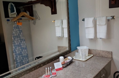 Elizabeth City Hotel | Econo Lodge Elizabeth City near University