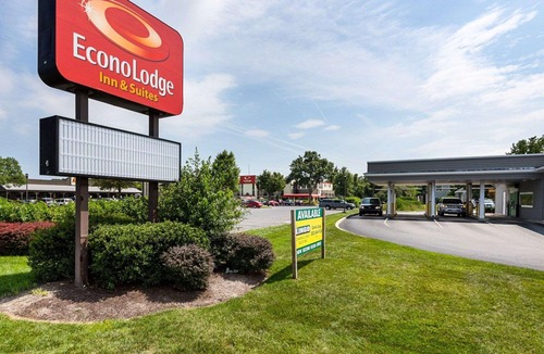Rehoboth Beach Hotel | Econo Lodge Inn & Suites - Rehoboth Beach