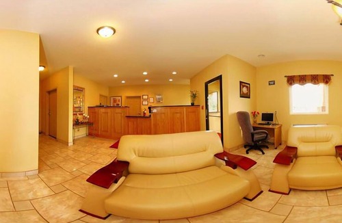 Rockmart Hotel | Econo Lodge Inn & Suites Rockmart