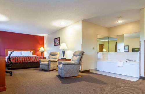 Sioux Center Hotel | Econo Lodge Sioux Center