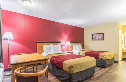 Whiteville Hotel | Econo Lodge Whiteville