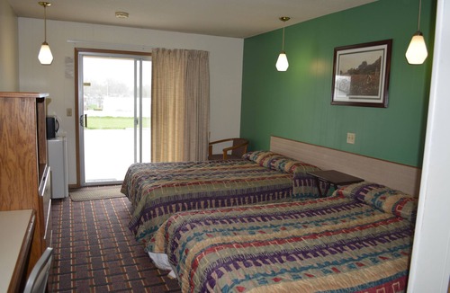 De Soto Hotel | Edgetowner Motel