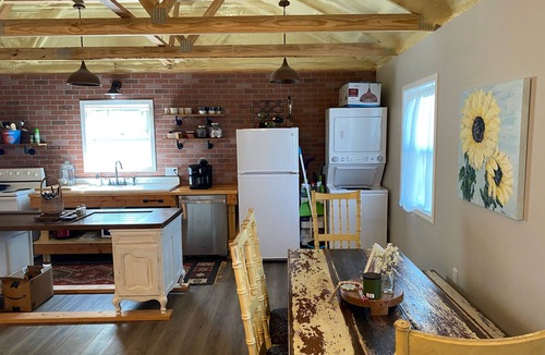 Edina Cabin | Edina Missouri New Cabin in Rural Area