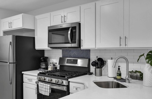 Bradley Beach House | Elegant Family Getaway in Bradley Beach