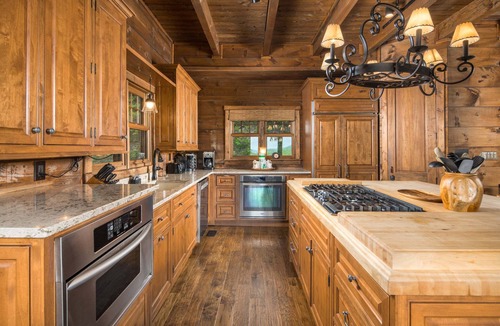 Boone Cabin | Elegant Home with Incredible Views