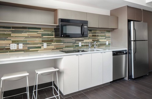 Midtown Crossing Hotel | Element by Marriott Omaha Midtown Crossing
