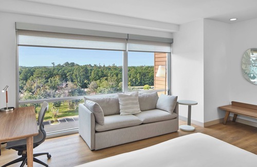 Wilmington Hotel | Element by Marriott Wilmington