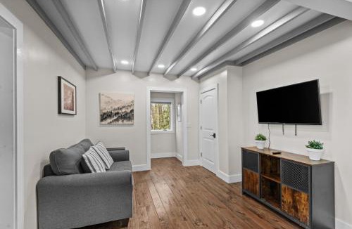 Charter Hills House | Elevation Escape