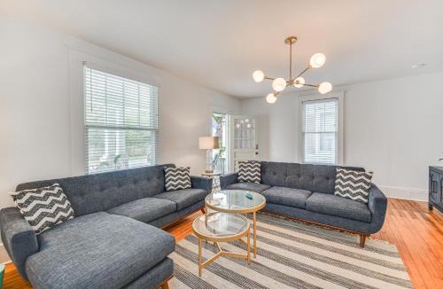 Elizabeth City House | Elizabeth City Home w/Fire Pit < 1 Mi to Downtown