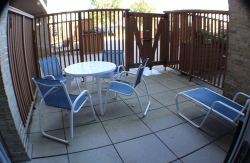 Rehoboth Beach Condo | Enclosed Patio & Steps to Ocean!