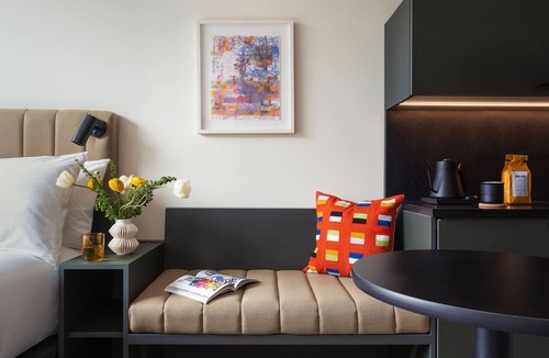Williamsburg Hotel | Enjoy a Hassle-free Stay! Pet-friendly Property, Near Empire State Building