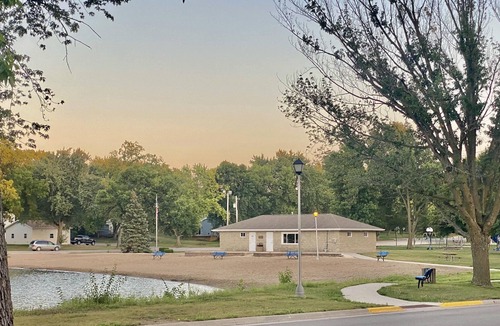 Emmetsburg Condo | Enjoy beautiful sunrises at South Beach!