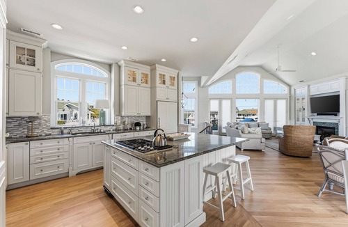 Stone Harbor House | Enjoy your vacation in this lovely Stone Harbor Custom Built home feature 5 bedrooms, 6 full baths and 1 half bath.