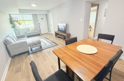 Nauck Apartment | Enjoyable 1-bedroom apartment with independent entrance in Arlington