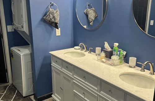 Whitehaven Apartment | Enjoyable 1-bedroom apartment with AC in vibrant Memphis