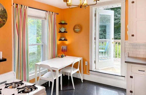 Beloit House | Entire 2 Bedroom Home near Beloit College