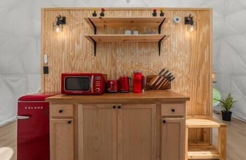 Gober RV Rental | Entire Glamping Eco-Retreat Tranquil Stargazing