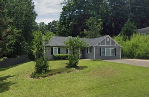 Woodstock House | Entire Home with Bunk Room!